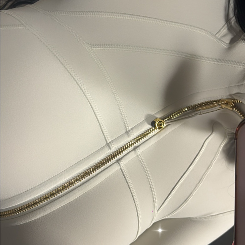 Lululemon Define Cropped Jacket Luon gold bone